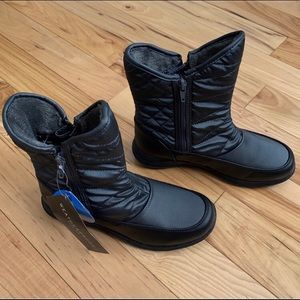 WEATHERPROOF Boots Waterproof Quilted Side Zip